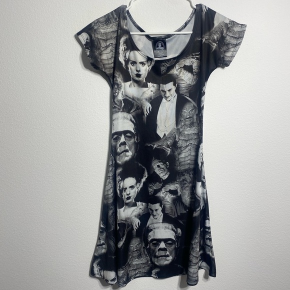 Universal Monsters horror skater dress Halloween - Picture 3 of 8